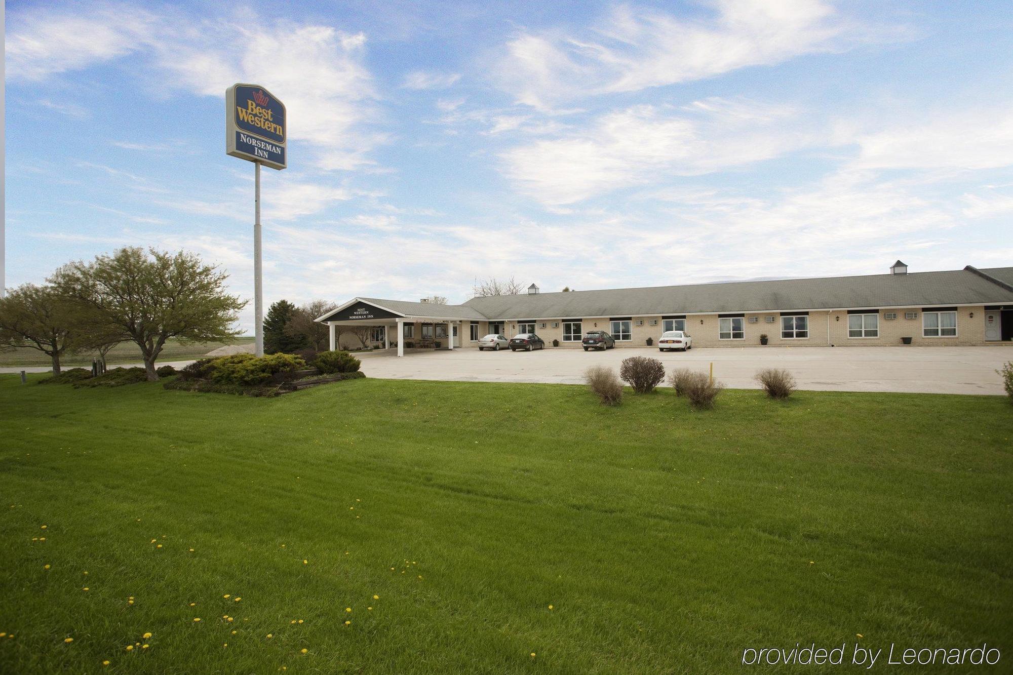 Super 8 By Wyndham Williams Hotel Exterior foto