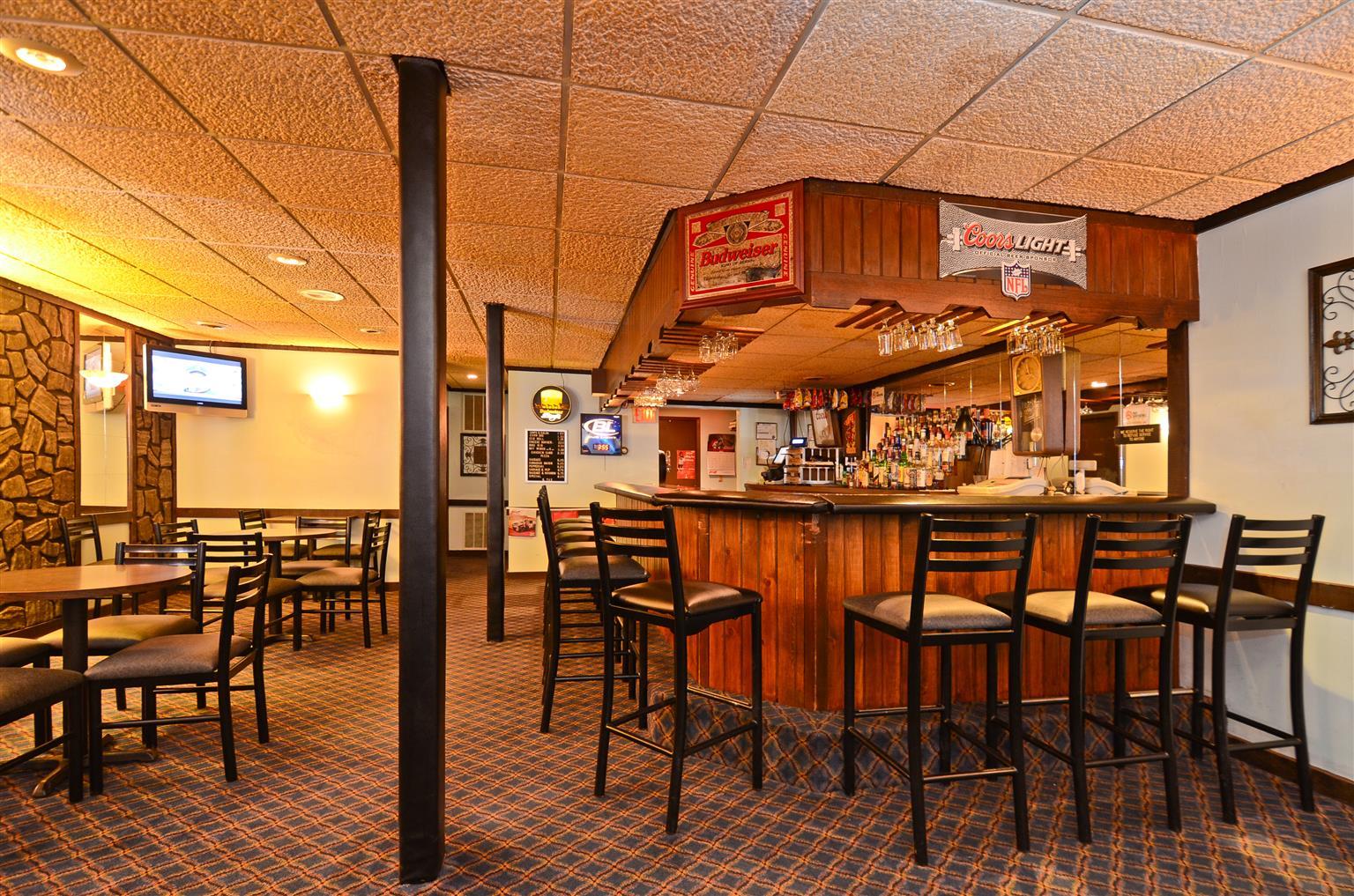 Super 8 By Wyndham Williams Hotel Restaurant foto