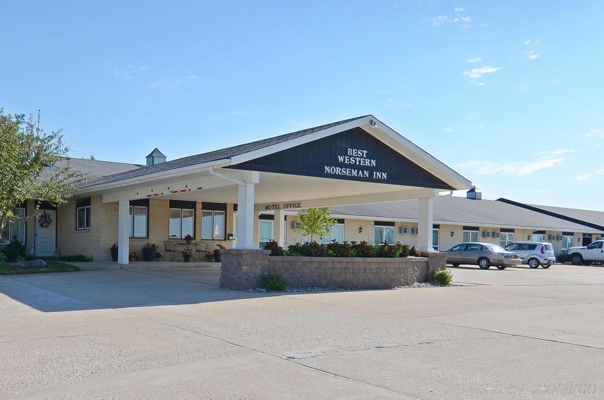 Super 8 By Wyndham Williams Hotel Exterior foto